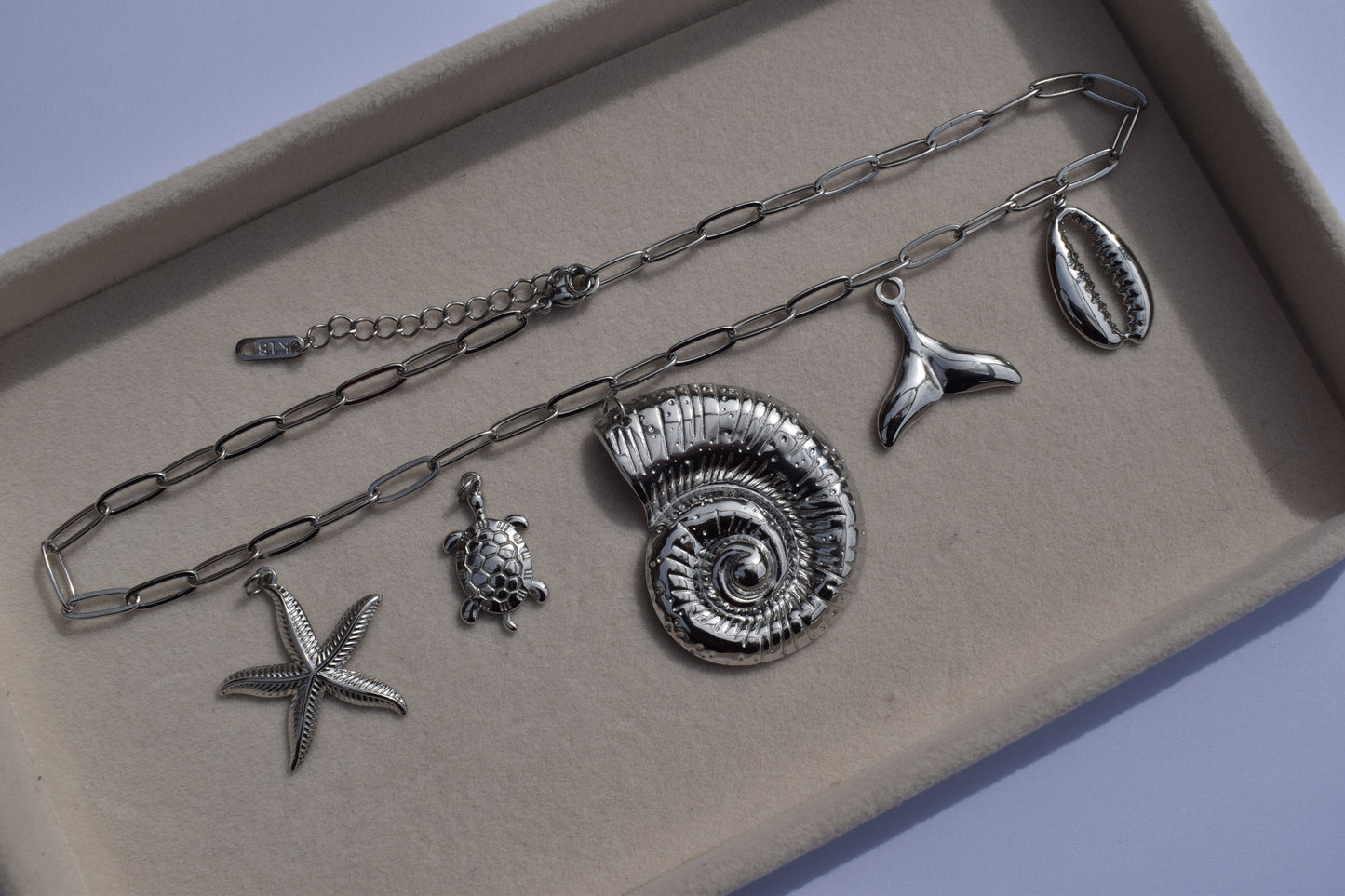 Large Fishtail Silver