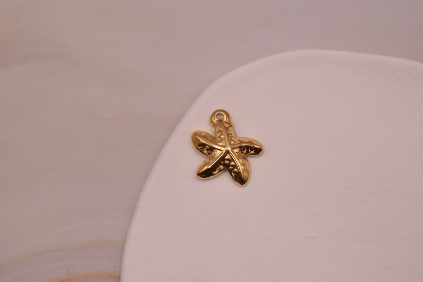 Patterned Starfish Gold