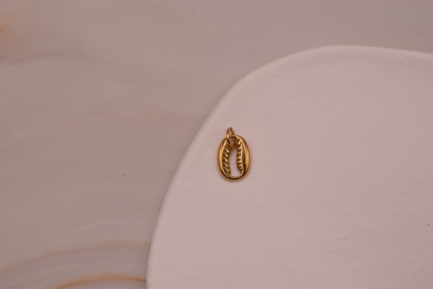 Small Conch Gold