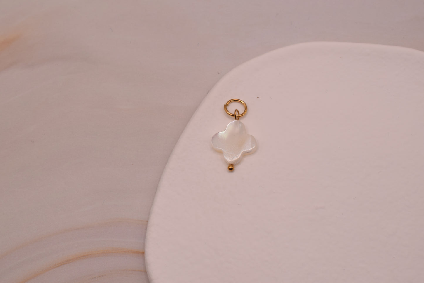 Gold & White Clover