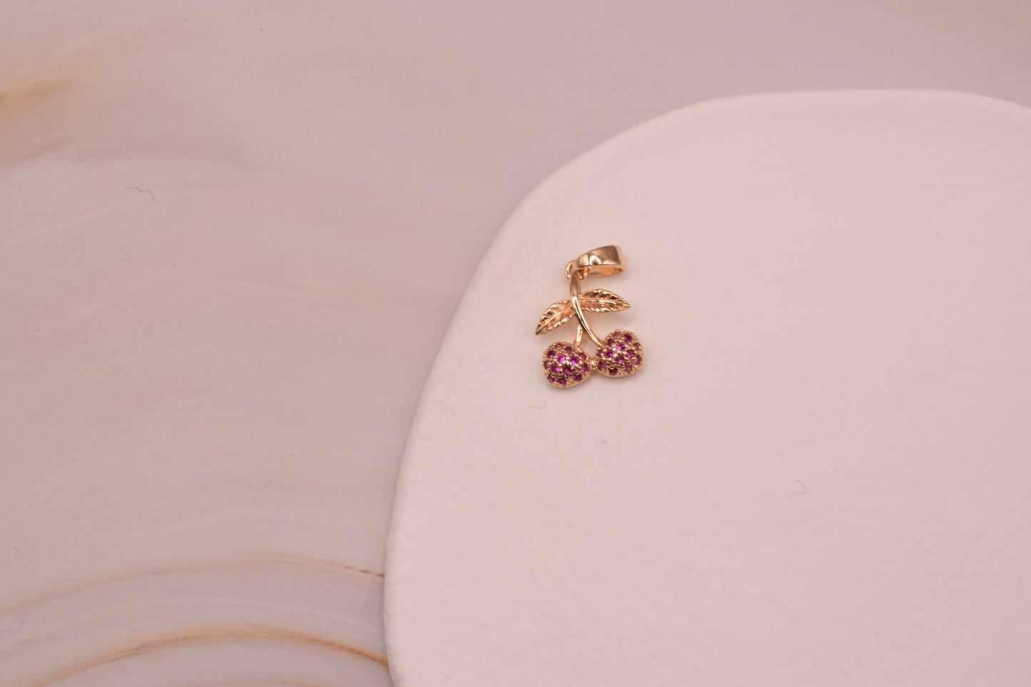 Gold Sparkle Red Cherry