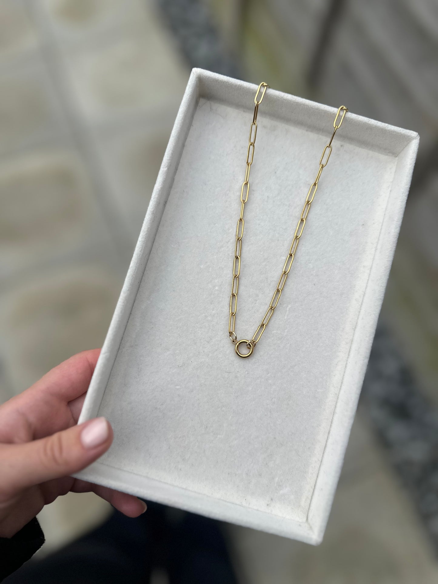 Circle Link Necklace Gold