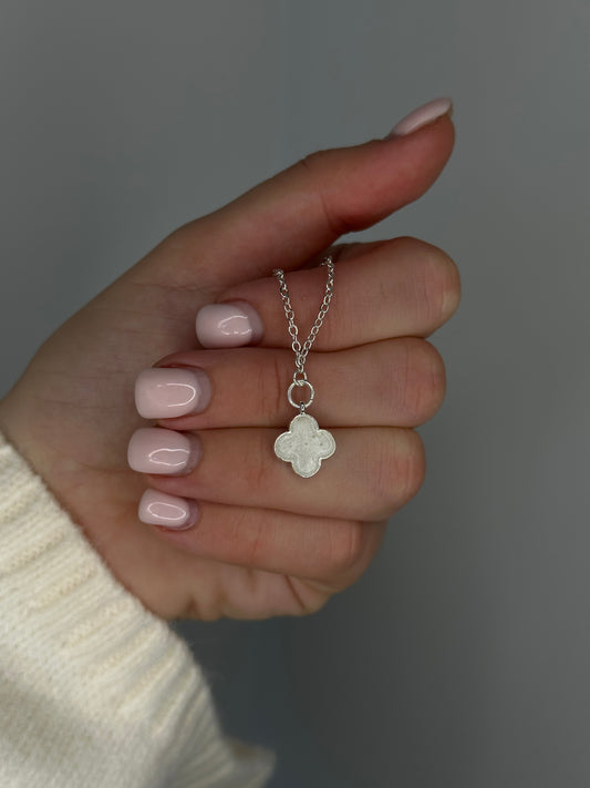 White Clover Necklace Silver