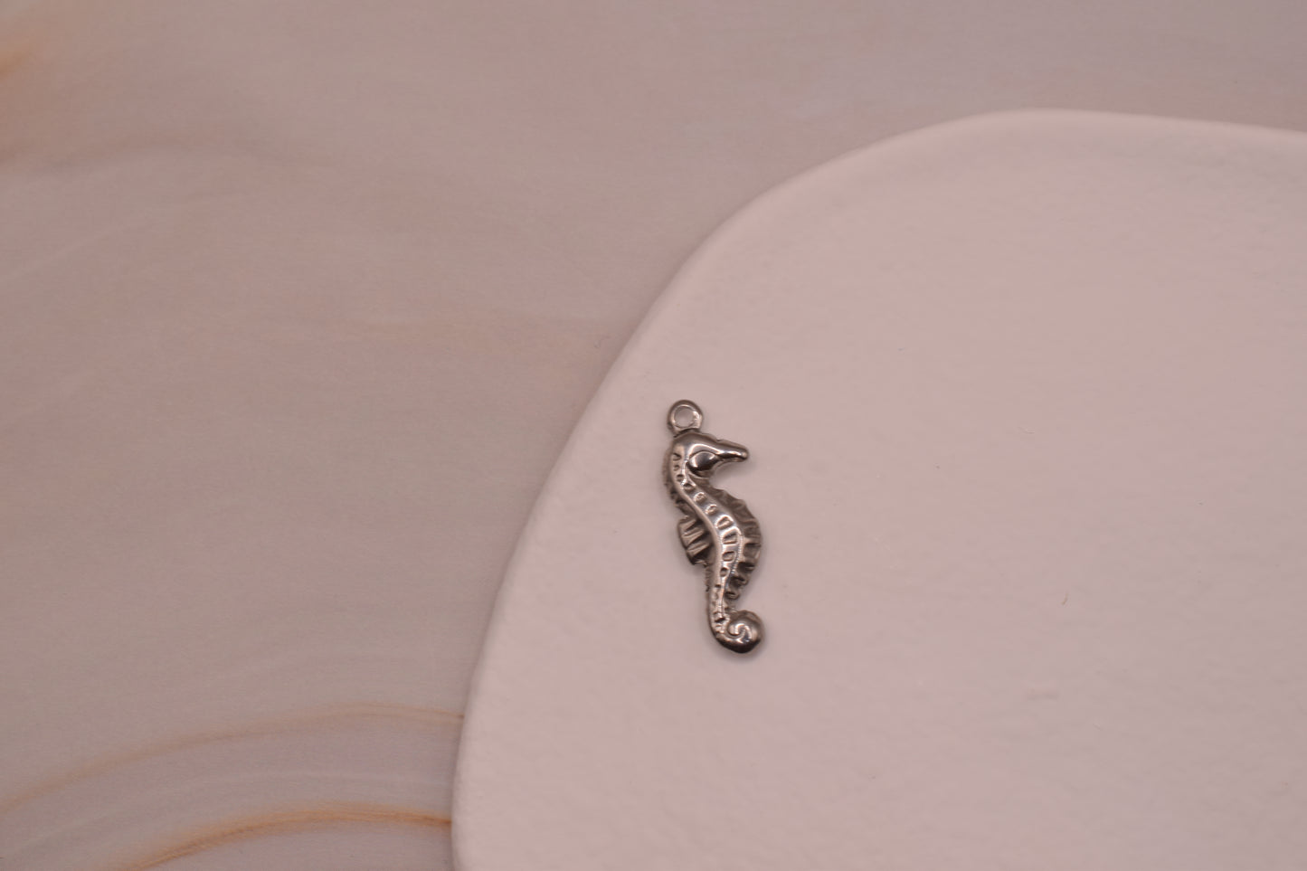 Silver Seahorse