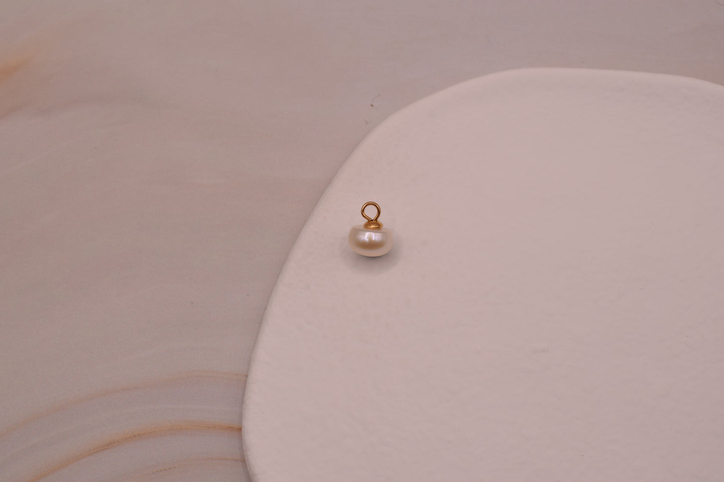 Half Round Pearl Gold