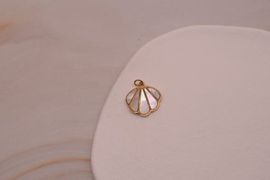 Pearl White Gold Shell