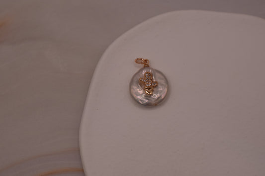 Gold Catus Pearl Charm