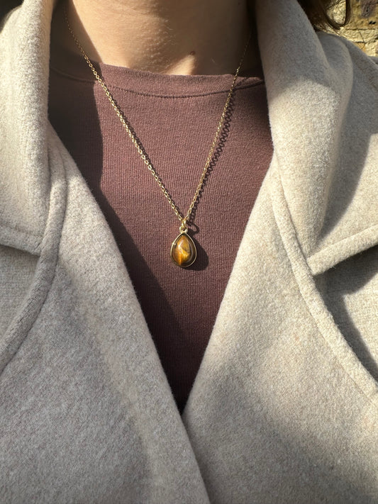Amber Drift Necklace
