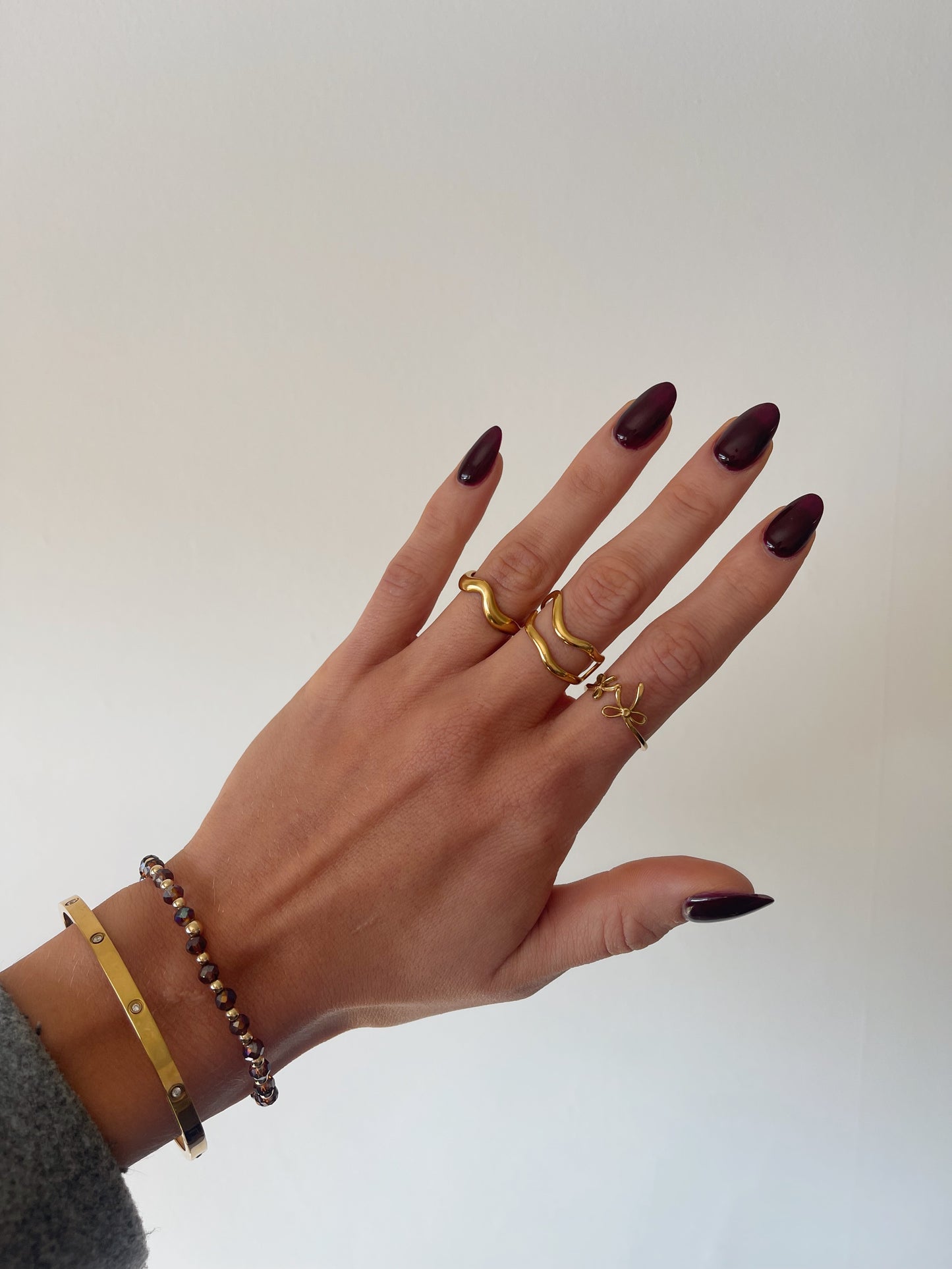 Infinity Bow Ring Gold